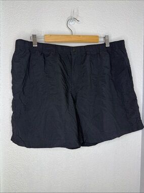 Columbia Omni-Shade Black Cargo Hiking Fishing Shorts XL Lightweight Nylon